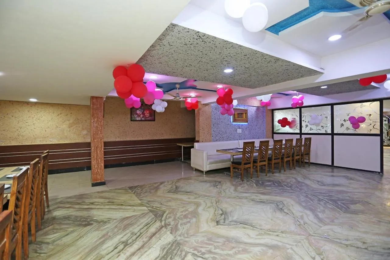 Oyo 13125 Hotel Gwal Palace Agra  Agra (Uttar Pradesh)