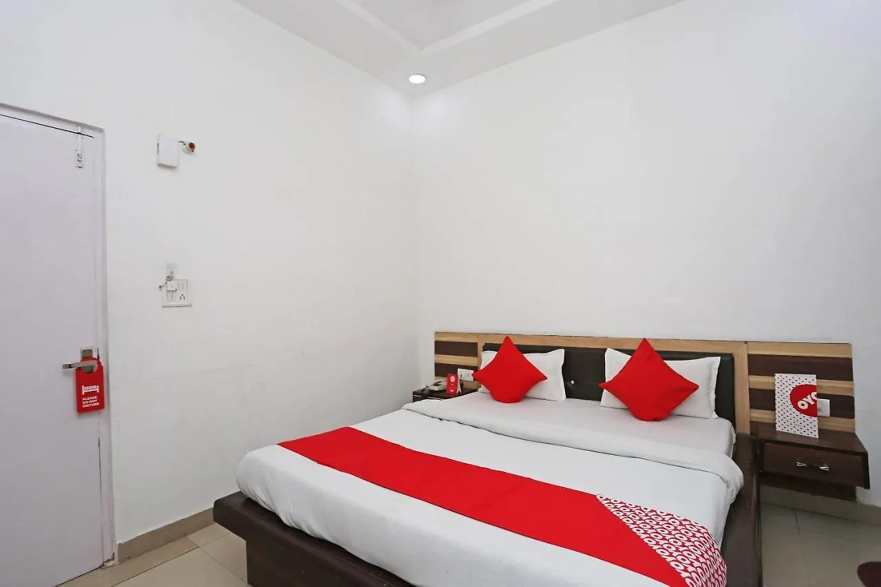 Oyo 13125 Hotel Gwal Palace Agra